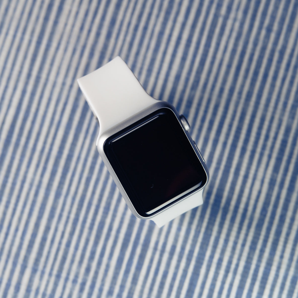 Apple Watch Custom Fit Silicone Watch Band White Silver