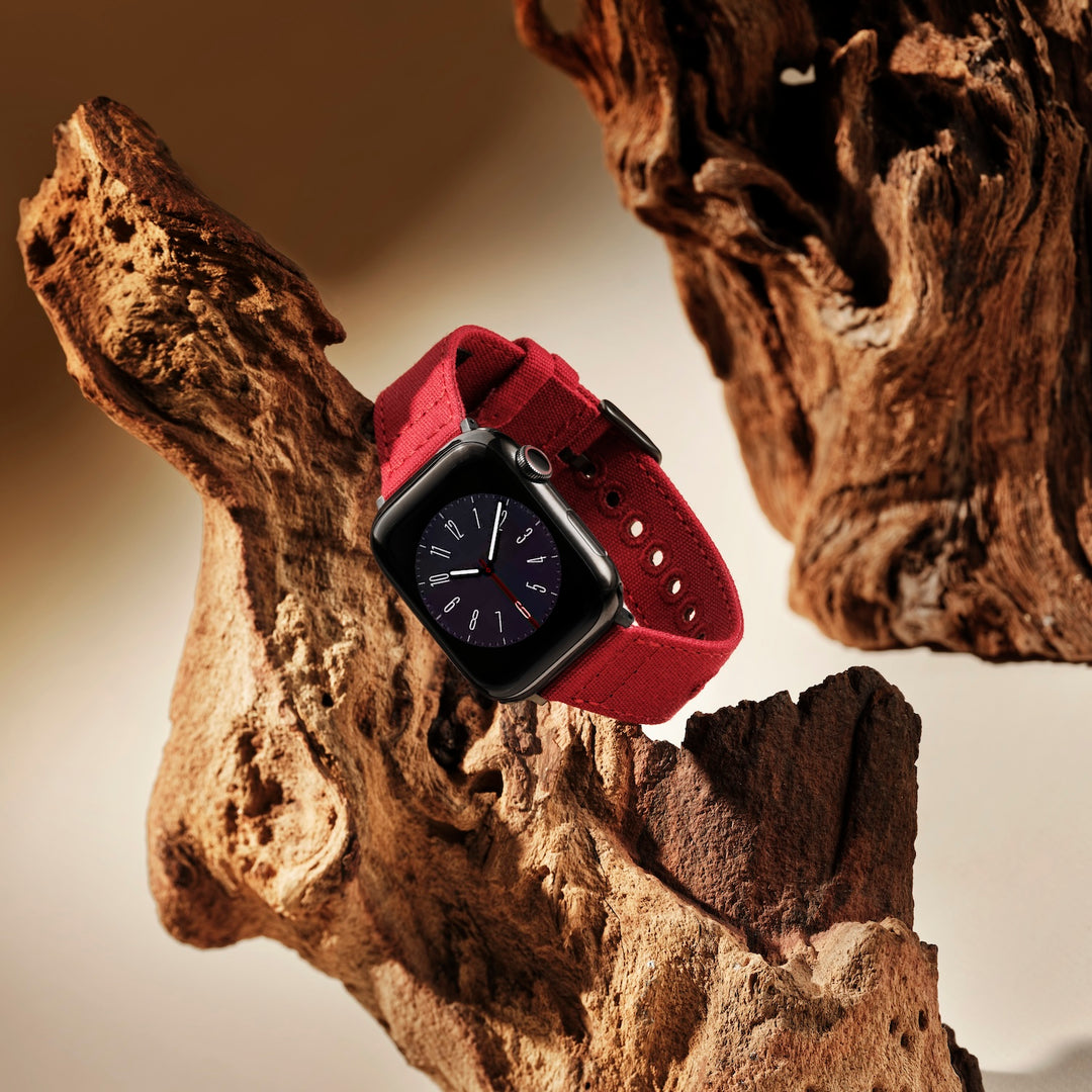 Apple Watch Canvas - Carmine Red/Space Gray
